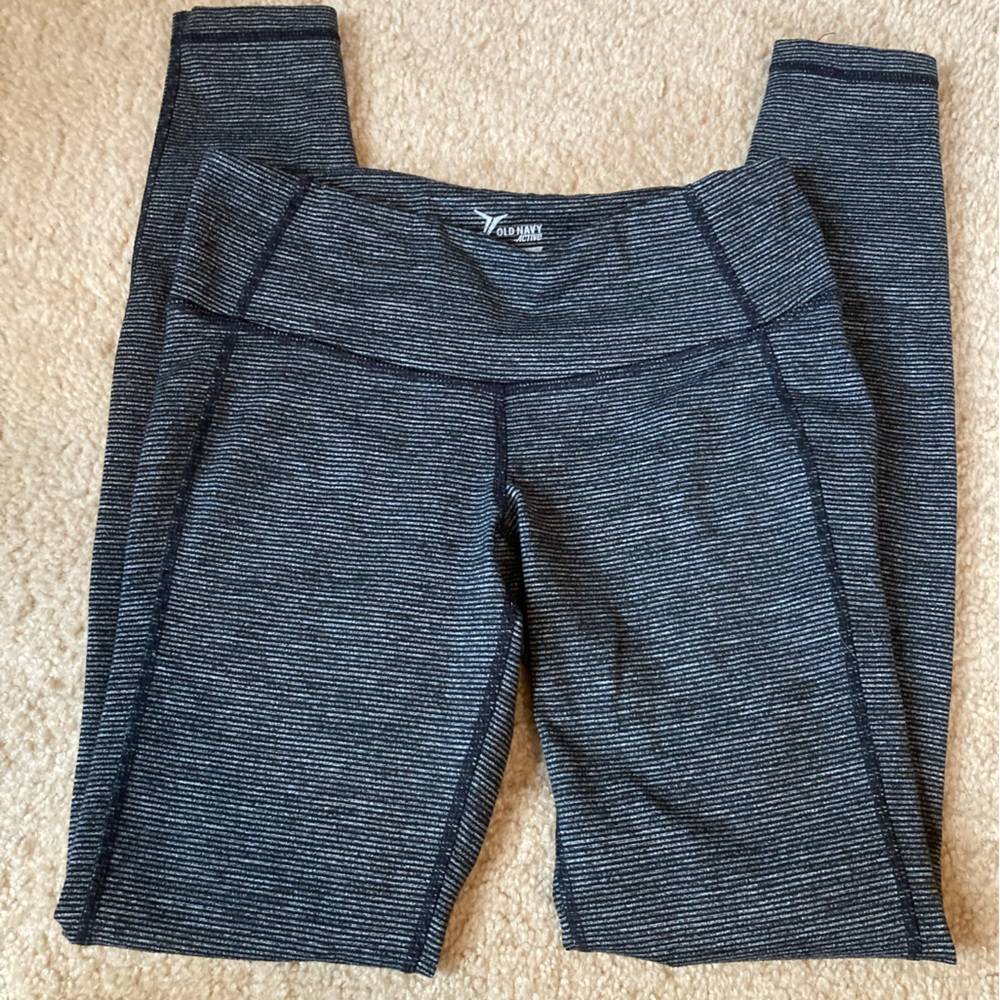 Old Navy Active Leggings